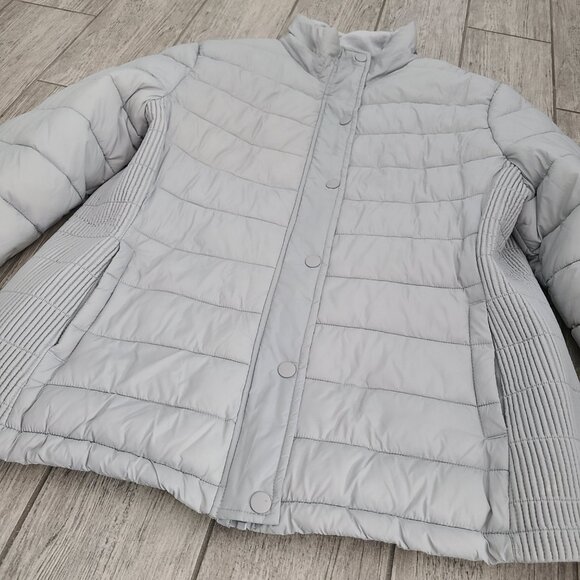 Time and Tru Soft Silver Puffer Jacket Women’s XL (16–18) - Picture 4 of 13